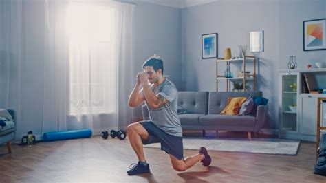 5 Lunge Benefits For More Muscle and Improved .